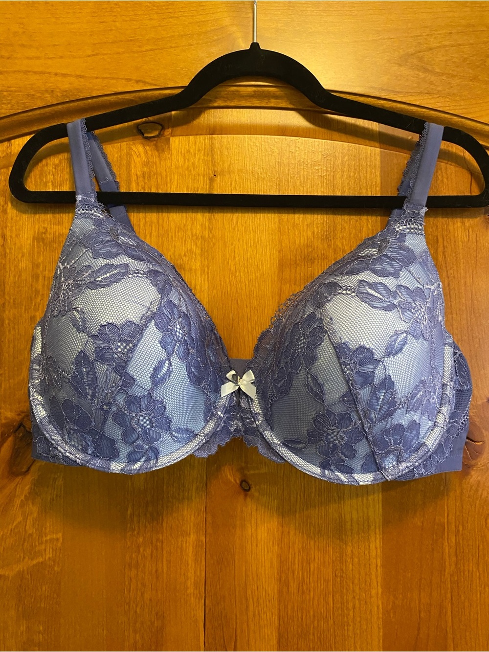 Victoria's Secret “Body by Victoria” Lavender Lace Underwire Bra